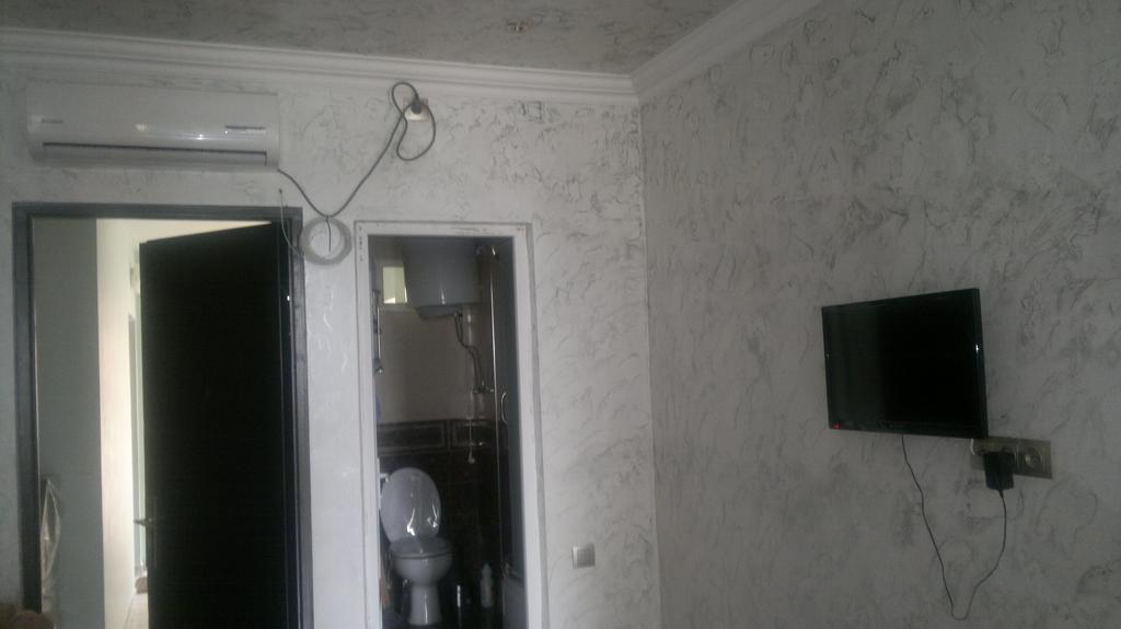 Nini'S Apartments Batumi Exterior photo